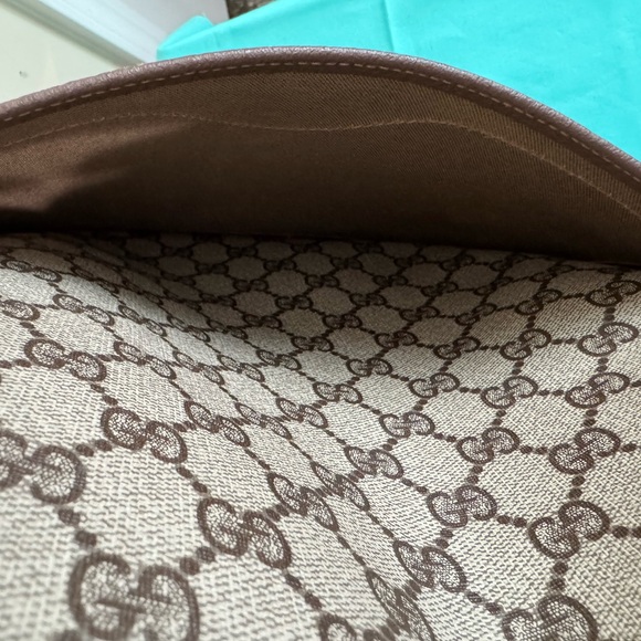 Gucci Sherry Liine Tote with Red and Green Straps - Picture 12 of 16